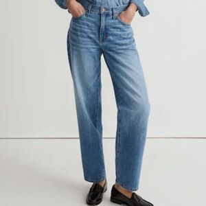 Madewell The Slouchy Boyjean
Rosewell WashRigid size 26